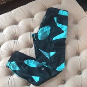 Lululemon Run Inspire - Peacock/Black Back Stroke